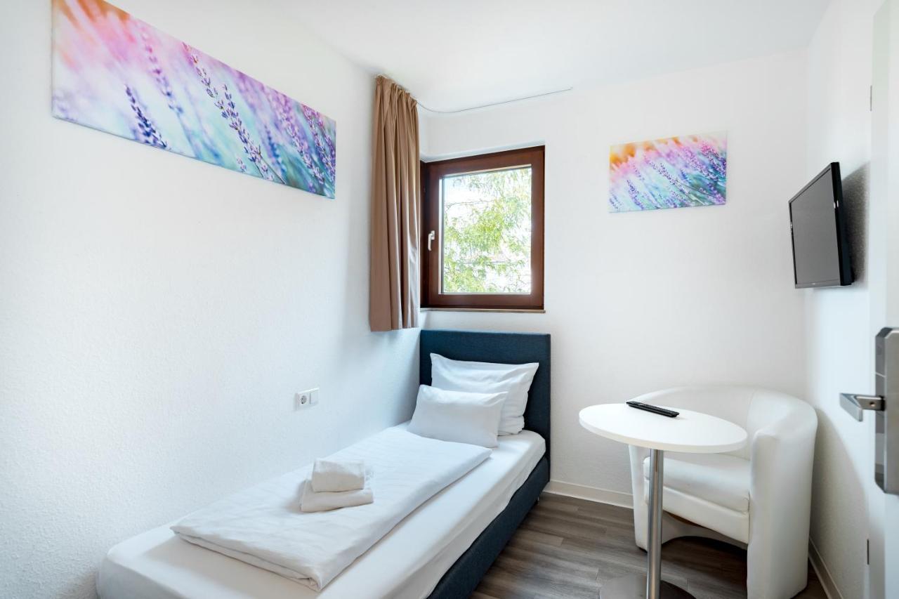 Hotel Garni Am Olgaeck Stuttgart Eksteriør billede